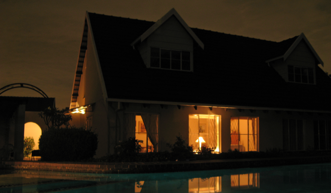 Visser Street House Midrand South Africa | photography by Sebastian Motsch (2007)