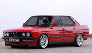 BMW E28 M5 Photoshop by Sebastian Motsch front