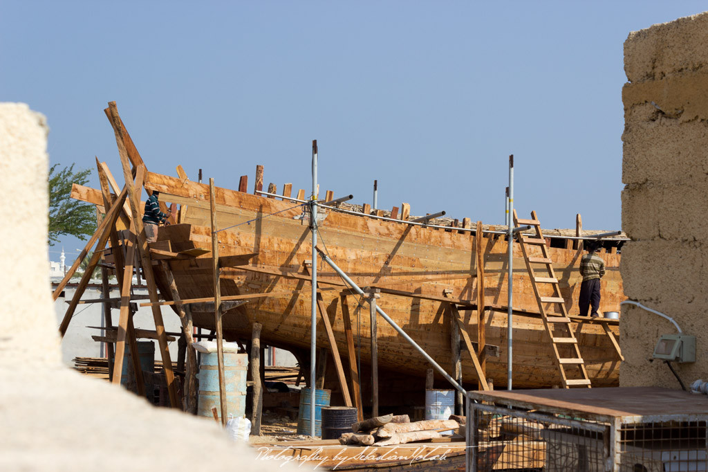 Oman Sur Dhow Wharf | Travel Photography by Sebastian Motsch (2014)