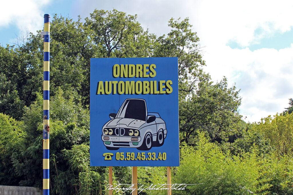 BMW E30 Ondres Automobiles France Drive-by Snapshots by Sebastian Motsch