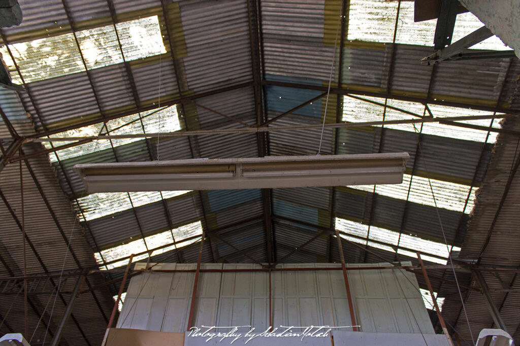 France Station Service A La Rose des Vents Photography by Sebastian Motsch