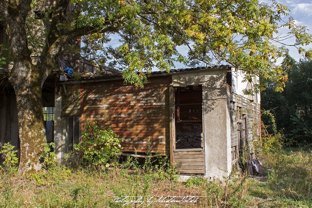 France Station Service A La Rose des Vents Photography by Sebastian Motsch