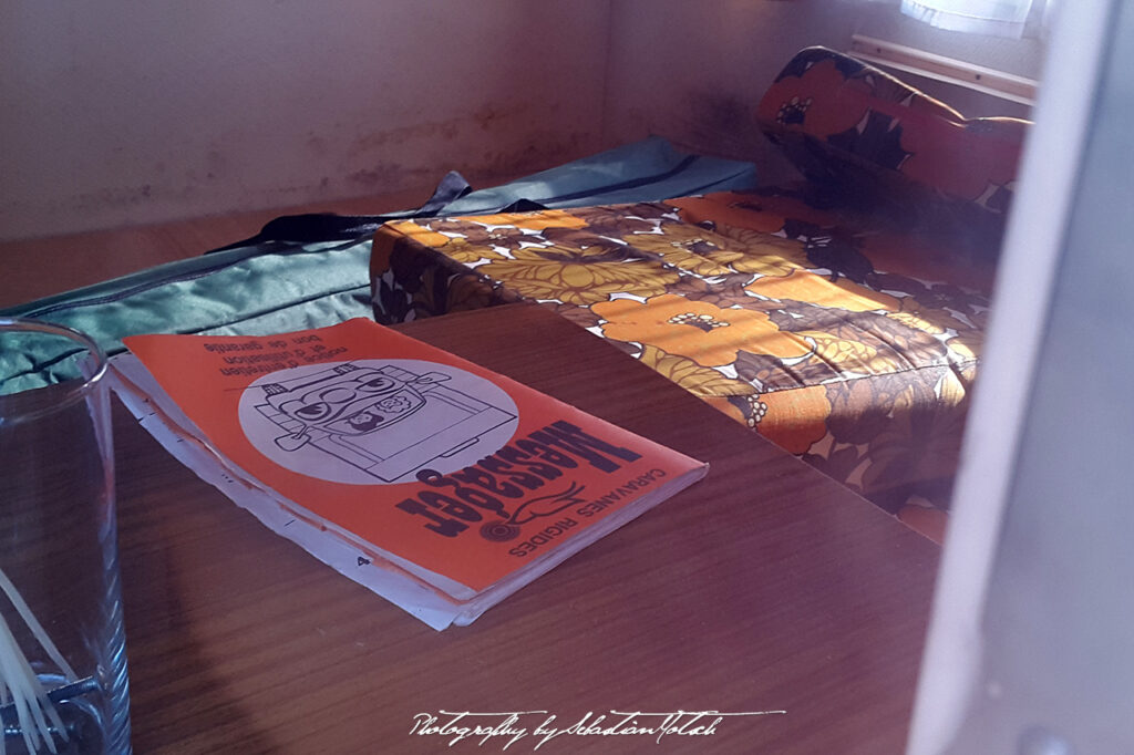 Messager Caravan Cap Homy France Drive-by Snapshots by Sebastian Motsch