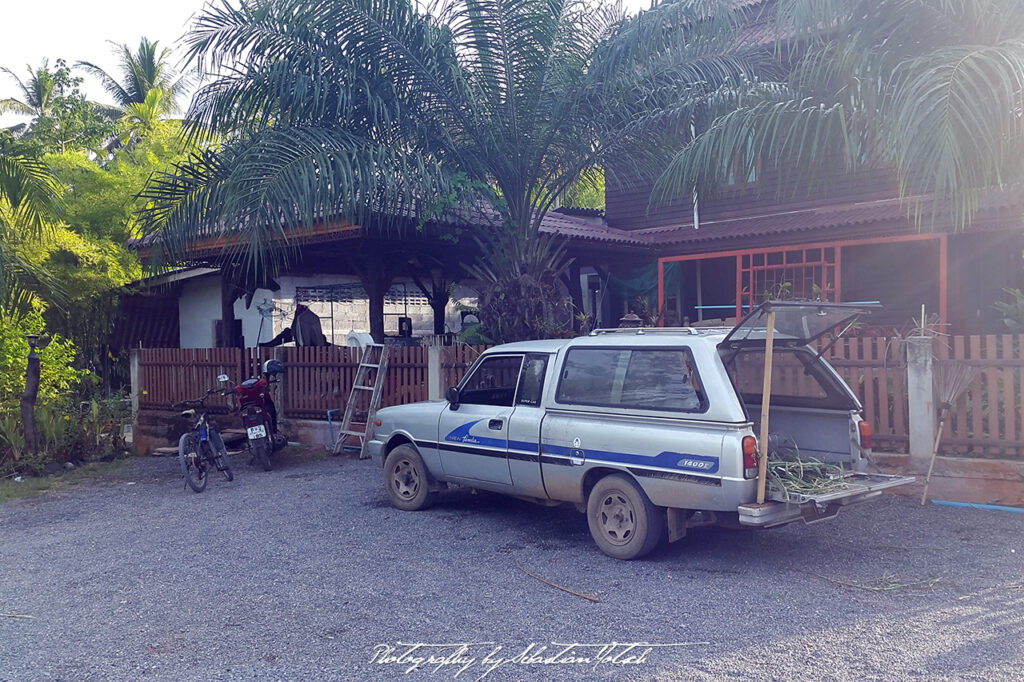 Mazda 1400 Pickup Surat Thani Drive-by Snapshots by Sebastian Motsch
