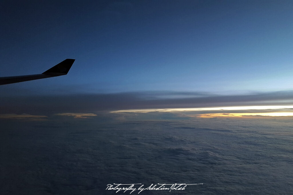 Flight FRA DXB MCT Photography by Sebastian Motsch