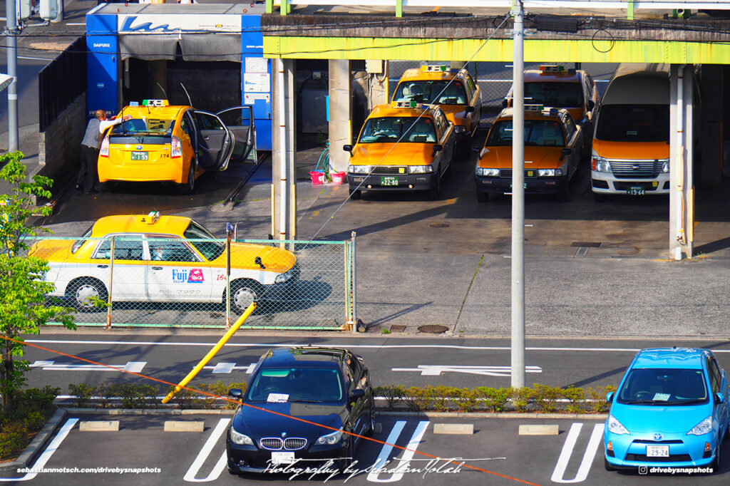 Fuji Taxi Service Shizuoka Drive-by Snapshots by Sebastian Motsch