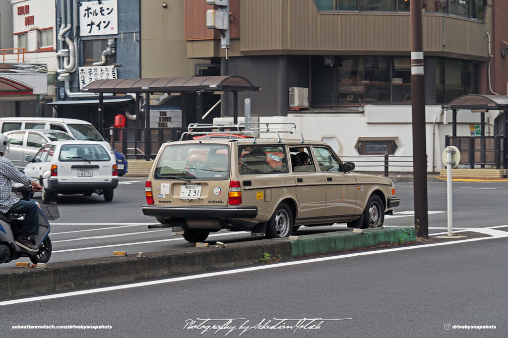 Volvo 245 Wagon in Shizuoka Drive-by Snapshots by Sebastian Motsch