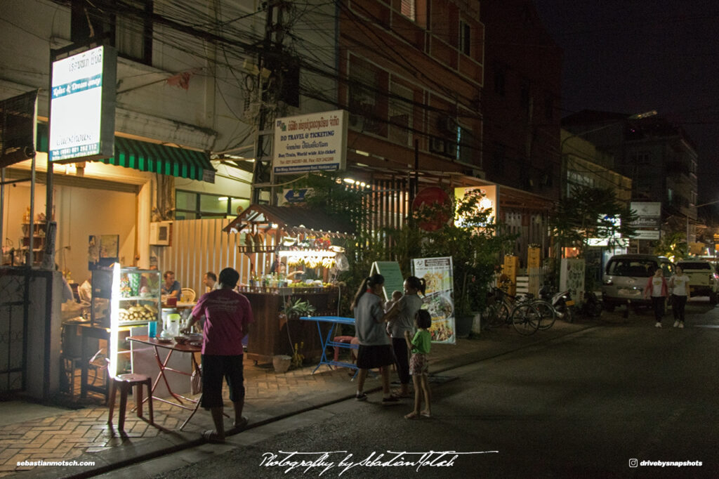 Laos Vientiane Chao Anouvong Park Night Market 02 Travel Photography by Sebastian Motsch