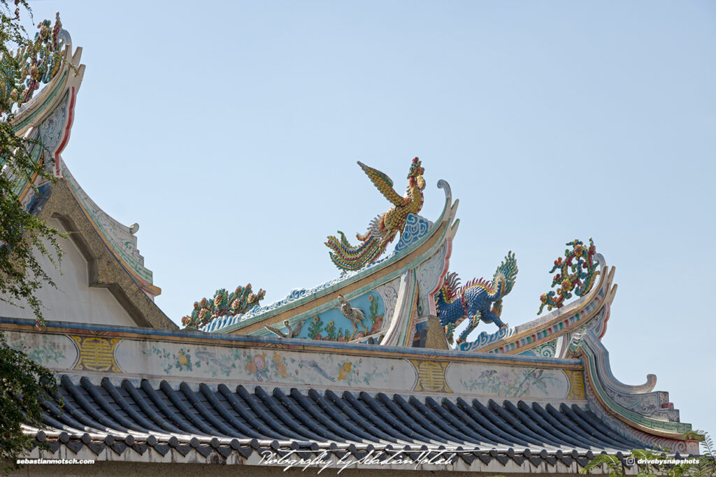 Laos Vientiane Chinese Temple Travel Photography by Sebastian Motsch