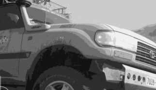 Toyota LandCruiser 80-Series | Drive-by Snapshots by Sebastian Motsch (2009)