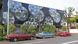 Classic Cars Daikanyama Tokyo Drive-by Snapshots by Sebastian Motsch