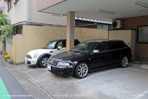 Japan Tokyo Meguro Audi RS4 and Mini Cooper by Sebastian Motsch