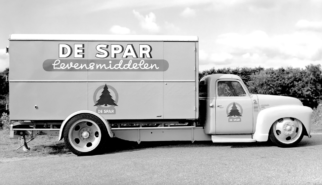 Chevrolet 4400 Chassis Cab Hot Rod Box Van Spar Levensmiddelen | photoshop chop by Sebastian Motsch (2019)