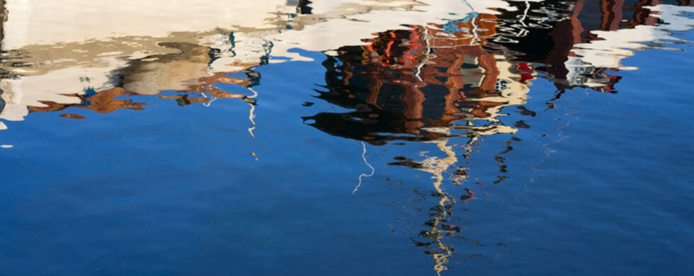 2014 Norway Oslo Harbour Ship Reflection Photo by Sebastian Motsch