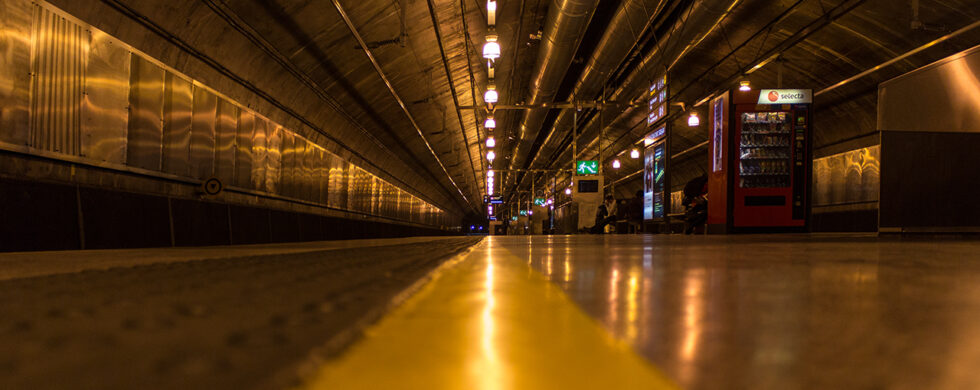 2014 Norway Oslo Train Station Photo by Sebastian Motsch
