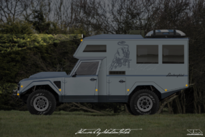 Lamborghini LM002 4x4 Camper photoshop | photoshop chop by Sebastian Motsch (2019)