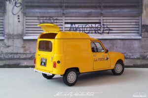 Renault R4 F4 La Poste Ebbro by Sebastian Motsch