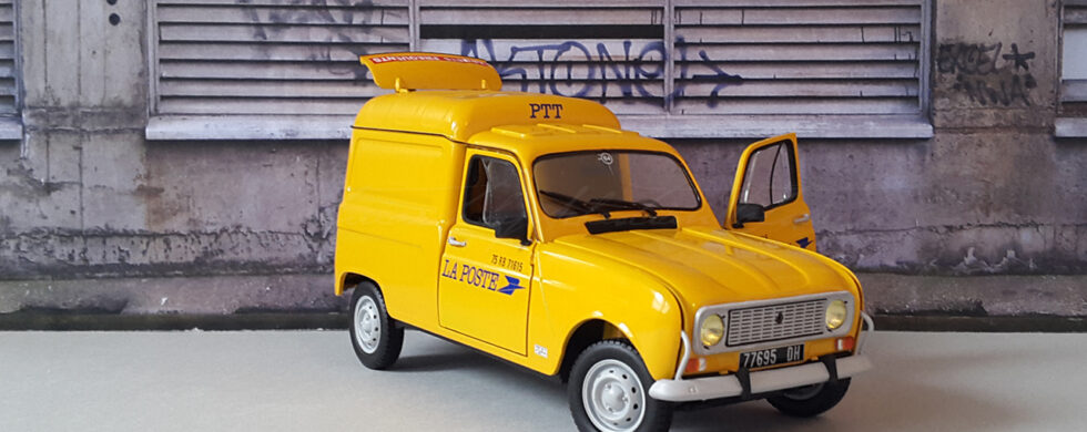 Renault R4 F4 La Poste Ebbro by Sebastian Motsch