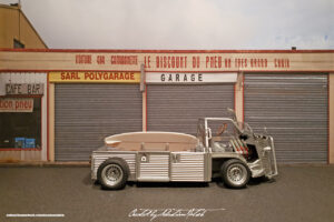 Citroen HY Beach Rod Scale Model by Sebastian Motsch