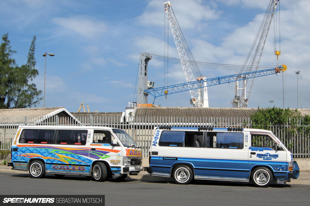 Toyota-Hiace-Siyaya-Taxis-in-Durban-South-Africa-by-Sebastian-Motsch 1280px