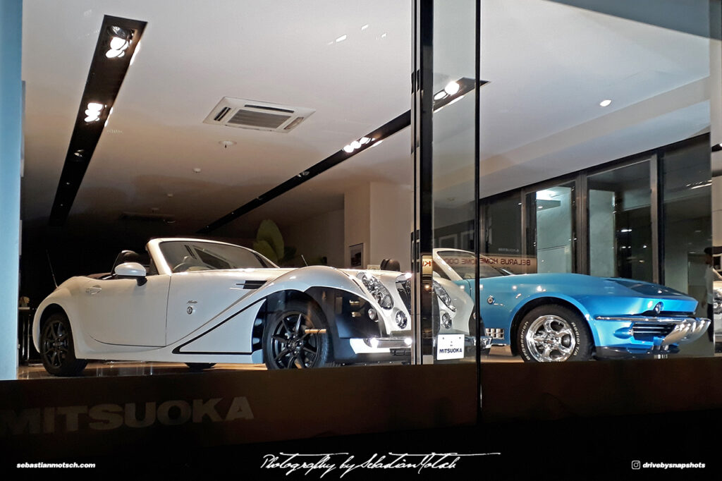 Japan Tokyo Minato Mitsuoka Showroom by Sebastian Motsch