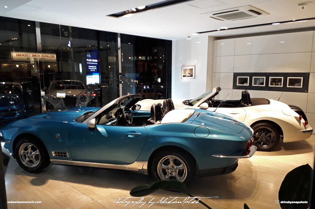 Japan Tokyo Minato Mitsuoka Showroom by Sebastian Motsch