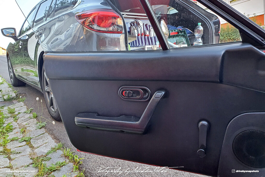 2020-07-01 Mazda Miata Door Strap Installation by Sebastian Motsch