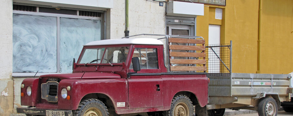 Land Rover Santana 90 SWB Pick-up Spain Burgos Drive-by Snapshot by Sebastian Motsch