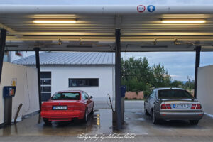 Lancia Kappa Coupe and BMW 850i Photo by Sebastian Motsch