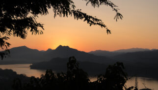 Laos Luang Prabang Phu Si Hill Sunset Photo by Sebastian Motsch