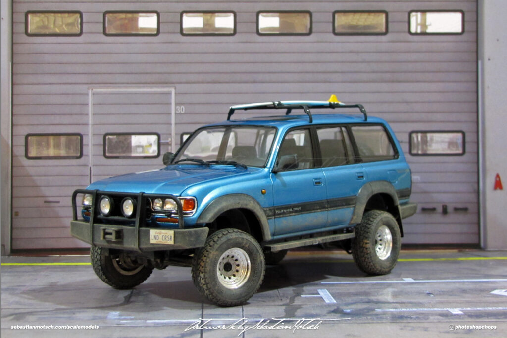 Aoshima Toyota LandCruiser 80-Series 4WD Scale Model by Sebastian Motsch