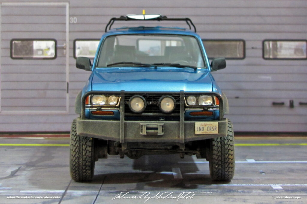 Aoshima Toyota LandCruiser 80-Series 4WD Scale Model by Sebastian Motsch