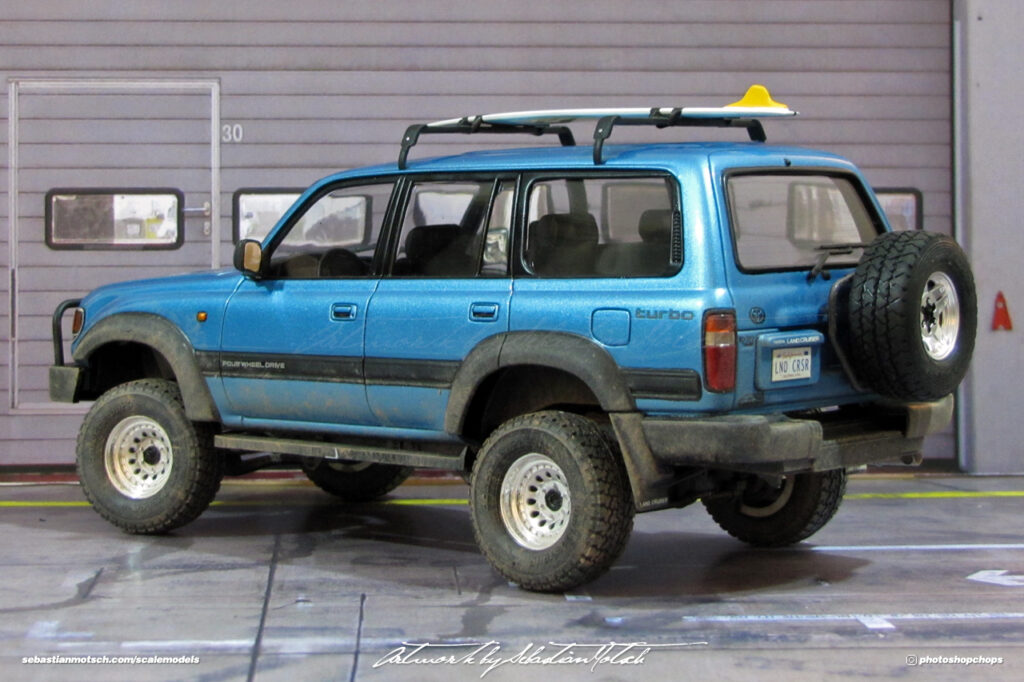 Aoshima Toyota LandCruiser 80-Series 4WD Scale Model by Sebastian Motsch