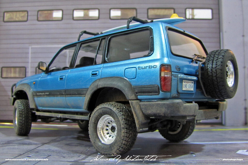 Aoshima Toyota LandCruiser 80-Series 4WD Scale Model by Sebastian Motsch