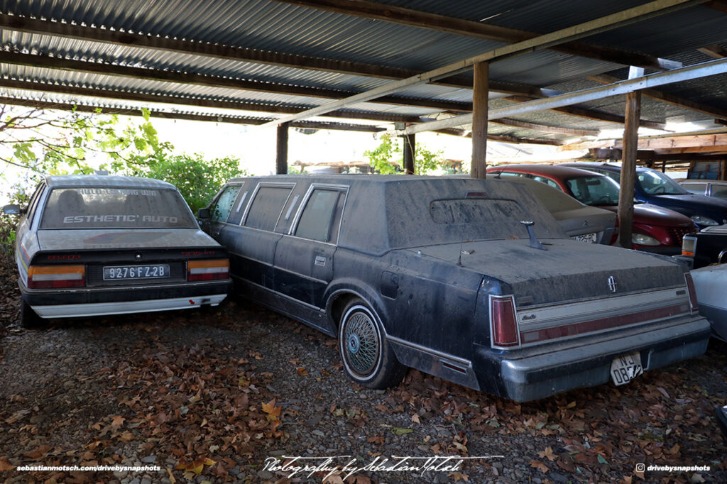 Lincoln TownCar Stretch Limo America Garage Corsica Drive-by Snapshots by Sebastian Motsch