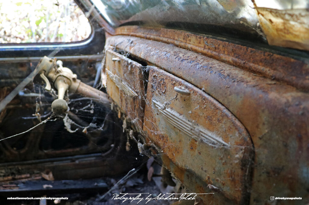 Metal Dashboard America Garage Corsica Drive-by Snapshots by Sebastian Motsch