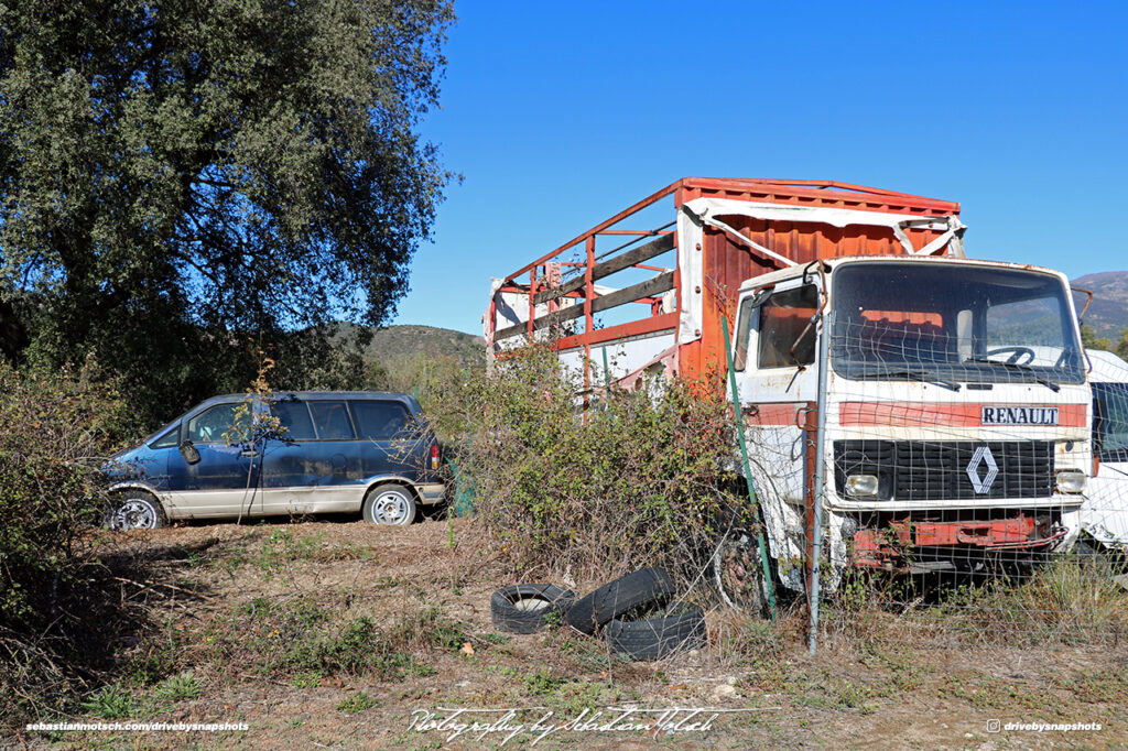 Renault G America Garage Corsica Drive-by Snapshots by Sebastian Motsch