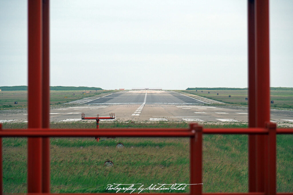 Japan Ibaru-jima Shimoji-jima Airport Photo by Sebastian Motsch