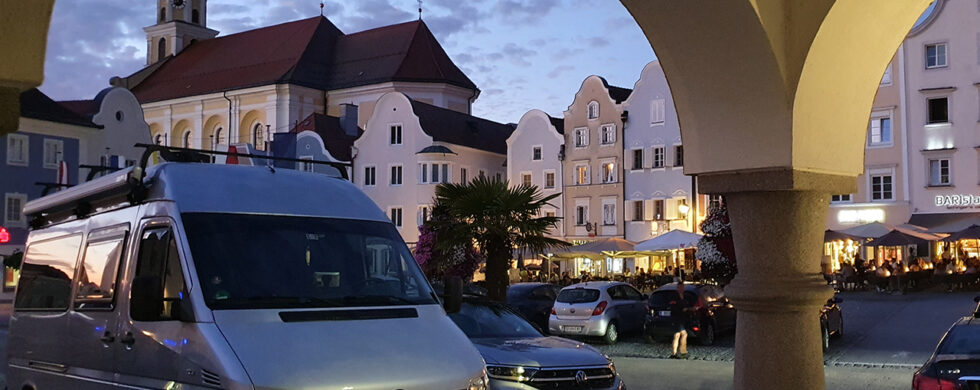 Mercedes-Benz 216 CDI in Schärding Austria Drive-by Snapshots by Sebastian Motsch