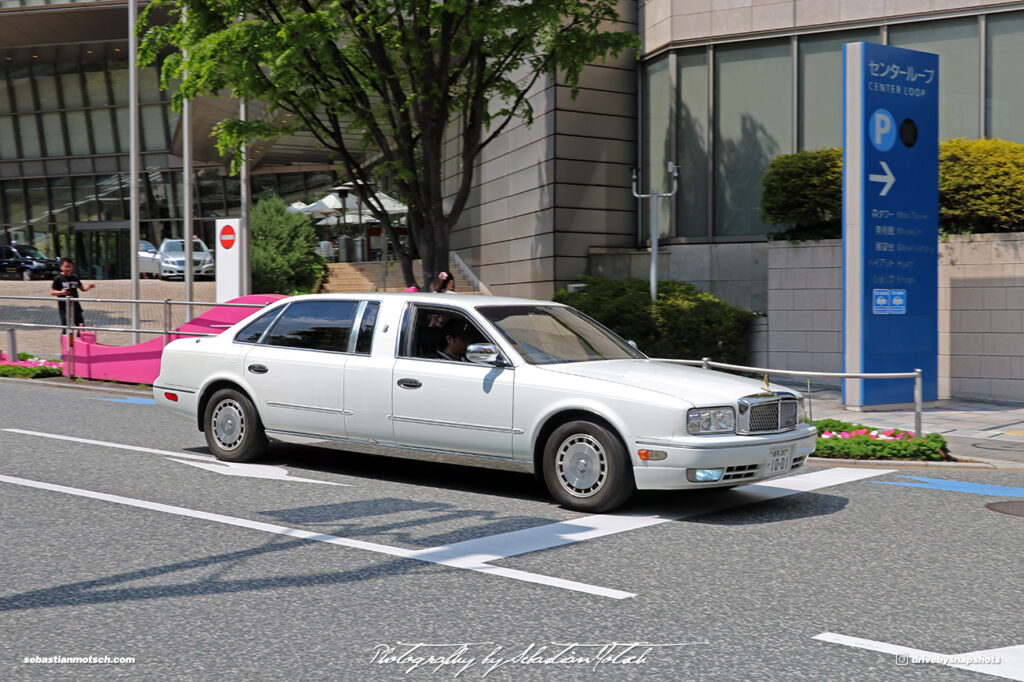 Japan Tokyo Roppongi Hills Nissan President by Sebastian Motsch