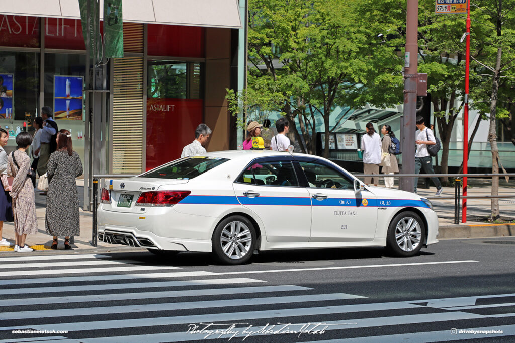 Japan Tokyo Roppongi Midtown Toyota Crown Athlete Taxi by Sebastian Motsch