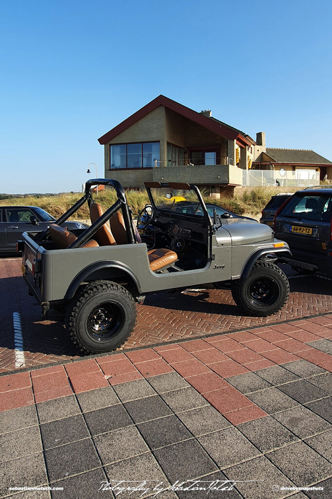 Jeep CJ 4x4 in Zandvoort Drive-by Snapshots by Sebastian Motsch