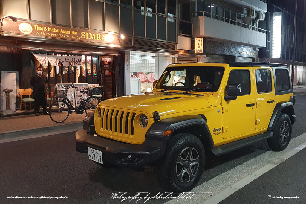 Jeep Wrangler in Hamatsucho Tokyo Japan Drive-by Snapshots by Sebastian Motsch
