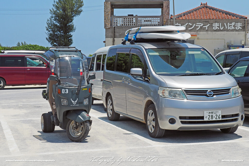 Honda Gyro Custom and Nissan Van at Yonaha Maehama Beach by Sebastian Motsch