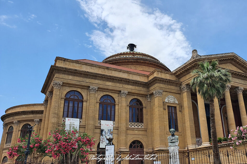 Architecture in Palermo Italia Photography by Sebastian Motsch