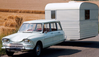 Citroen Ami 6 Break Caravan Magique Photoshop by Sebastian Motsch