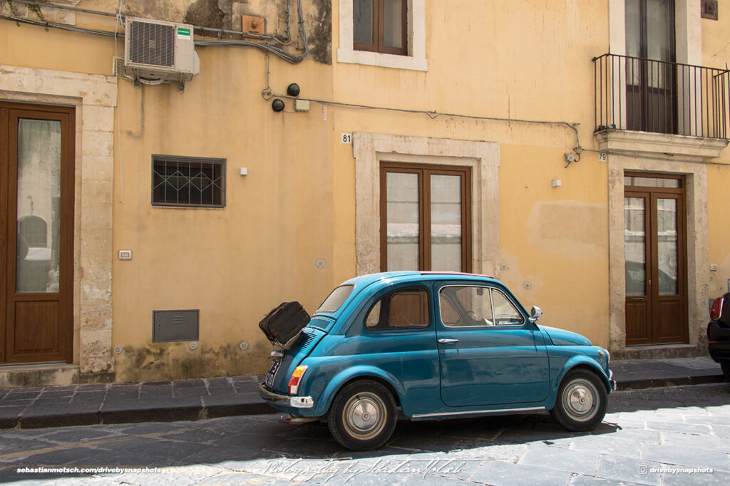 FIAT 500 in Noto Italia Drive-by Snapshots by Sebastian Motsch