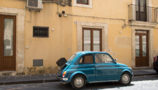 FIAT 500 in Noto Italia Drive-by Snapshots by Sebastian Motsch