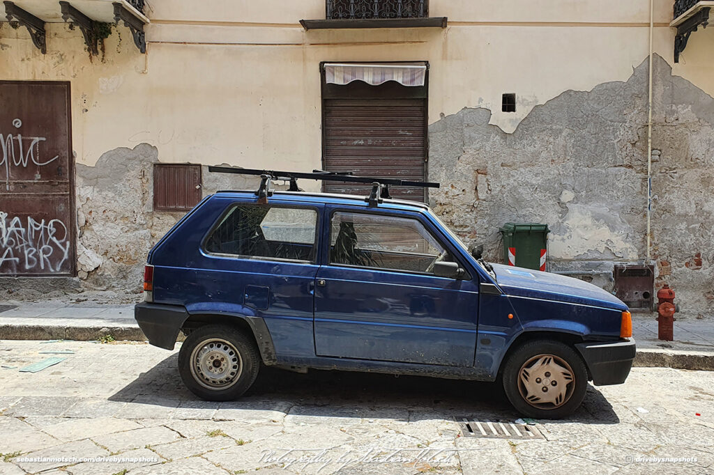 FIAT Panda Mk1 Blu in Palermo Italia Drive-by Snapshots by Sebastian Motsch