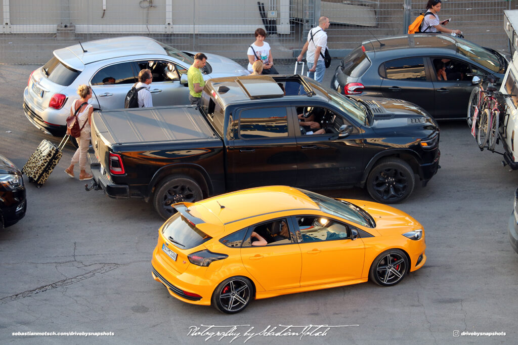 Ford Focus ST in Palermo Italia Drive-by Snapshots by Sebastian Motsch